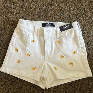 Soft Stretch High-Rise Denim Short 3"